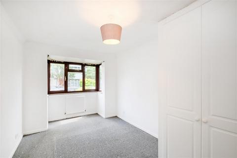 13 Woodland Road, London, E4 7ET