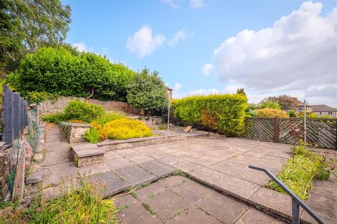 3 bedroom semi-detached house for sale, Birchington Avenue, Huddersfield, HD3