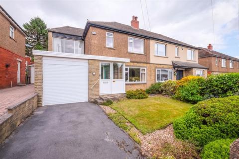 Birchington Avenue, Huddersfield, HD3
