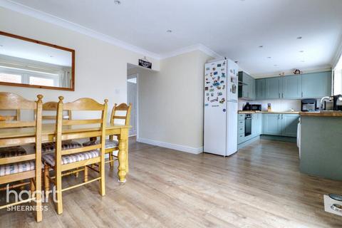 2 bedroom detached bungalow for sale, Minster Road, Minster