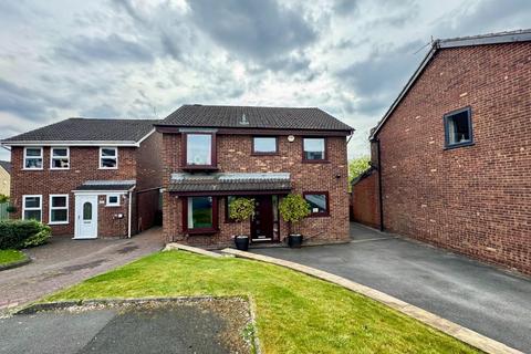 4 bedroom detached house for sale, Brantfell Drive, Burnley