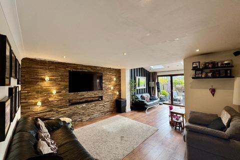 4 bedroom detached house for sale, Brantfell Drive, Burnley