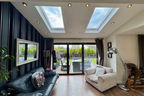 4 bedroom detached house for sale, Brantfell Drive, Burnley