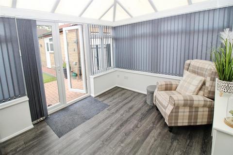 3 bedroom semi-detached house for sale, Howdale Road, Hull