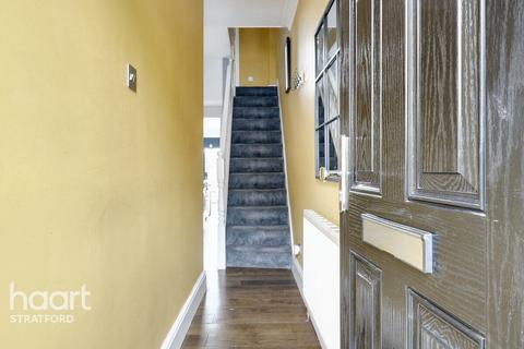 2 bedroom terraced house for sale, Corporation Street, London