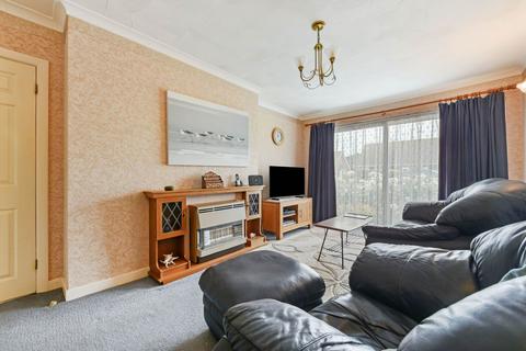 2 Barton Way, Bracklesham Bay, Chichester, PO20 8JD