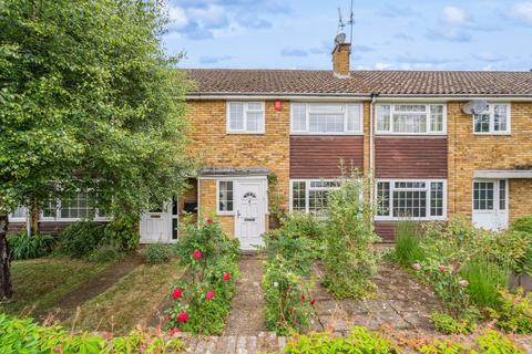 undefined, Golden Oak Close, Farnham Common SL2