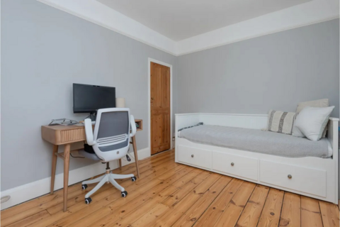 20 Meadow Road, Bromley, BR2 0DX