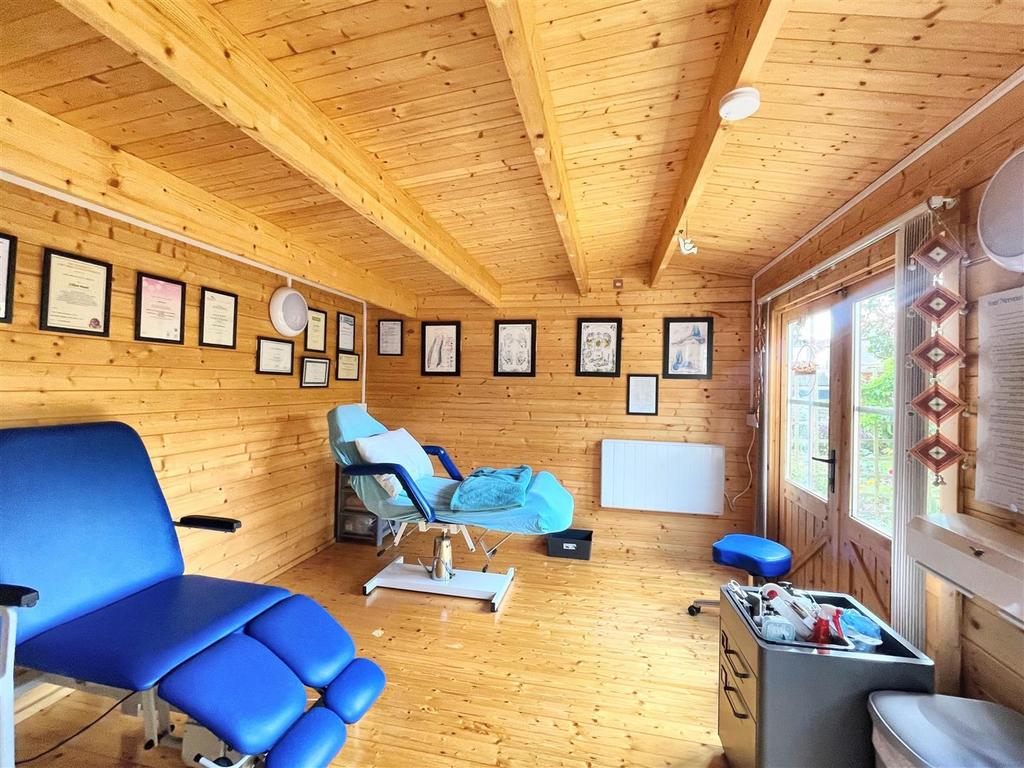 Garden Cabin