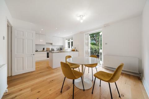 4 bedroom townhouse to rent, Allitsen Road, London NW8