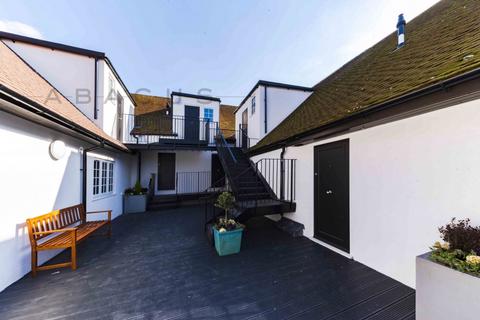 undefined, Shenley Road, Borehamwood, WD6 1AA