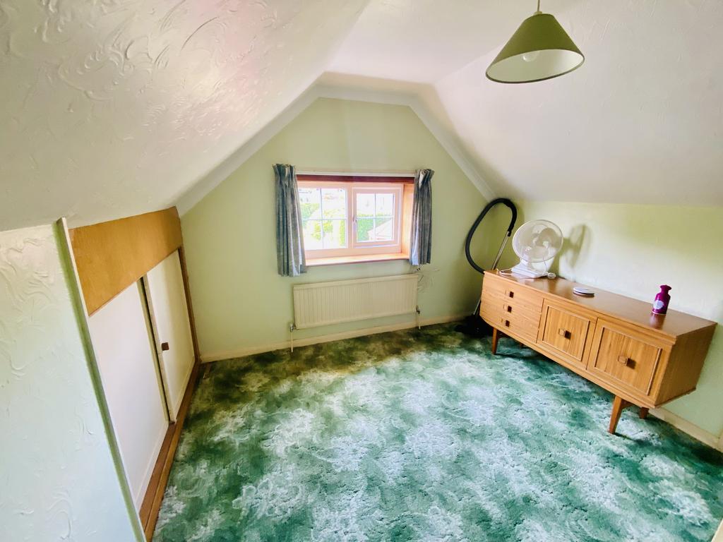 Mariana dressing room