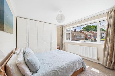 42 Riding Hill, South Croydon, CR2 9LN