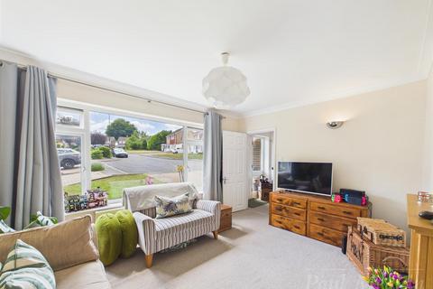 42 Riding Hill, South Croydon, CR2 9LN