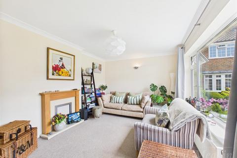 42 Riding Hill, South Croydon, CR2 9LN