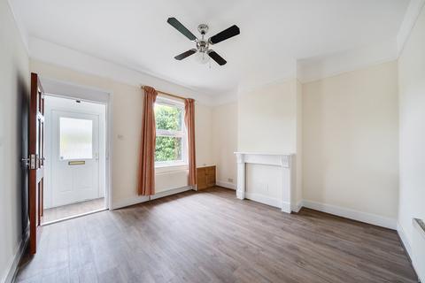 2 bedroom semi-detached house for sale, Maple Road, Redhill RH1