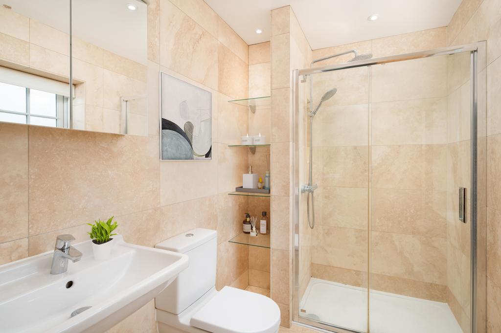 Bedroom 2 en-suite
