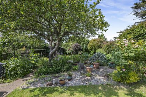 3 bedroom semi-detached house for sale, Kedale Road, Seaford