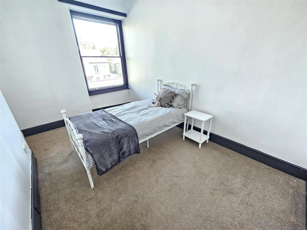 Bedroom 3.jpg