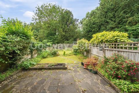 undefined, The Ridgeway, Mill Hill Village, NW7