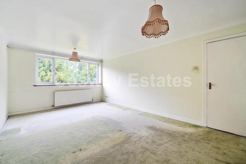 undefined, The Ridgeway, Mill Hill Village, NW7