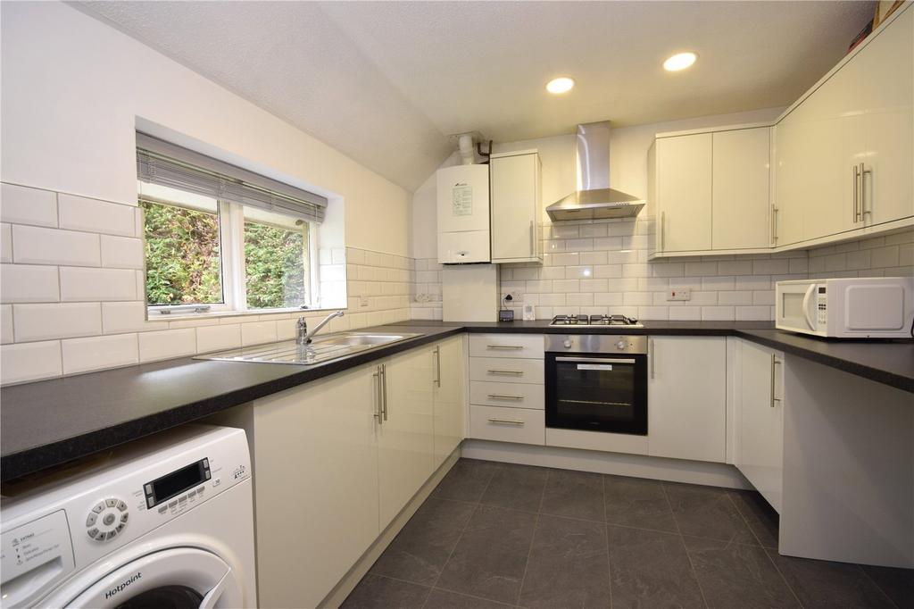 Apartment in Leeds, Lady Wood, Oakwood - View 2