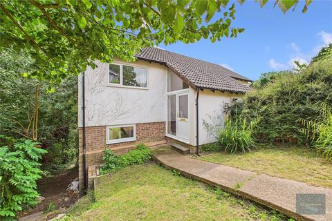 6 Palmerston Drive, Exeter, EX4 2JA