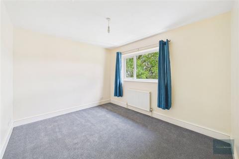 6 Palmerston Drive, Exeter, EX4 2JA