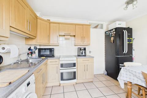 undefined, Howard View, Basingstoke, RG22