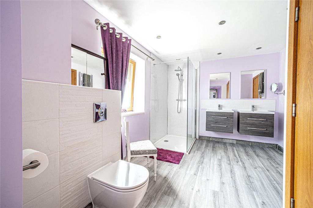Principal Ensuite