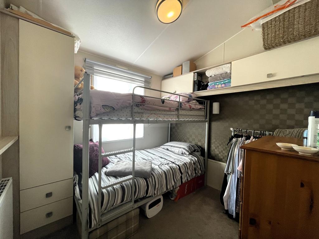 Bedroom 2a.JPG