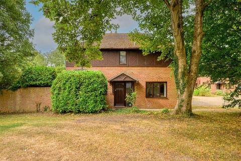 4 bedroom detached house for sale, Hazel Gardens, Sonning Common Reading RG4