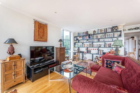 Point Wharf Lane, Brentford, TW8