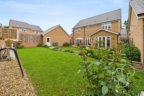 36 Aubrey Close, Earls Colne, Colchester, CO6 2FG