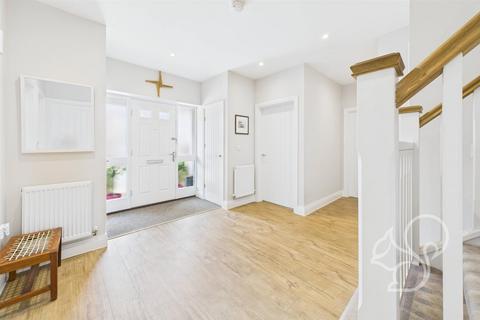 36 Aubrey Close, Earls Colne, Colchester, CO6 2FG