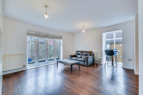 28 Lambourne Chase, Chelmsford, CM2 9FF