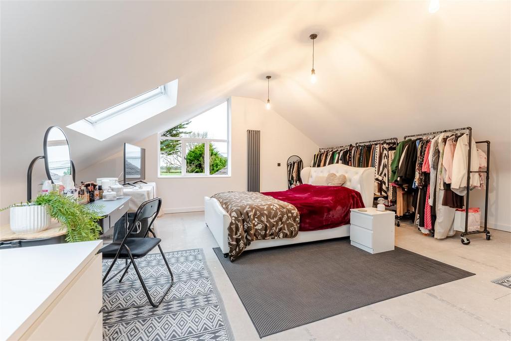 The coach house hewish bedroom reshoot 10.jpg