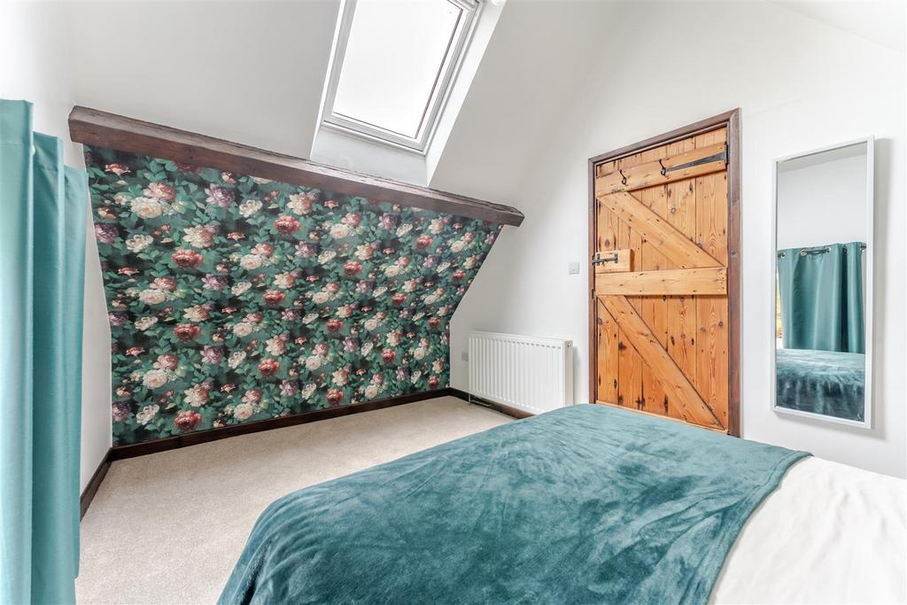 The coach house hewish bedroom reshoot 5.jpg