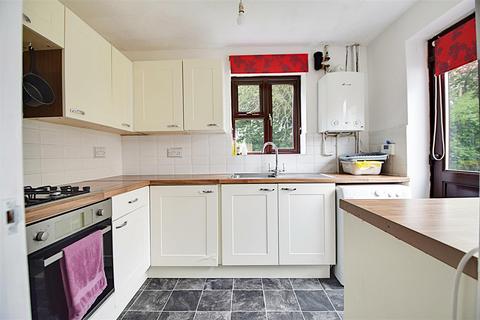 23 School Place, Bexhill-on-sea, TN40 2PX