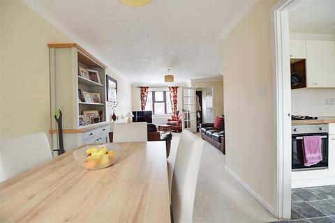 23 School Place, Bexhill-on-sea, TN40 2PX