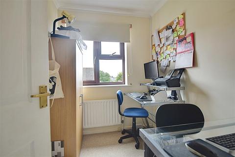 23 School Place, Bexhill-on-sea, TN40 2PX