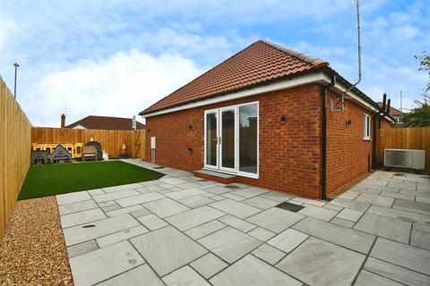 2 bedroom semi-detached bungalow for sale, Voases Lane, Anlaby, Hull