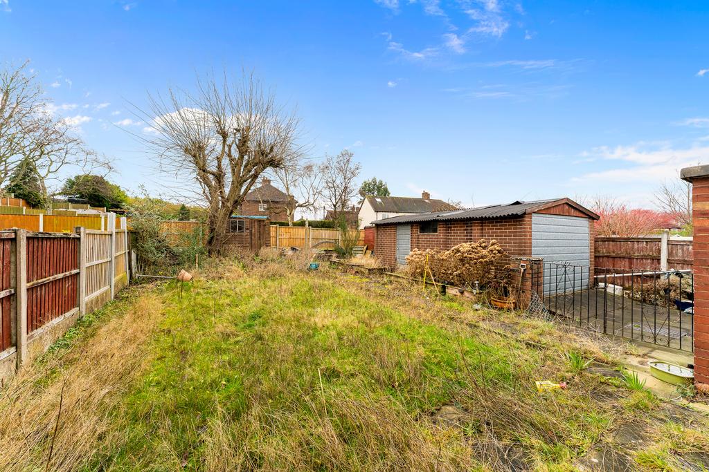 26 A GREENFIELDS AVENUE-3.jpg