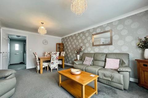 3 bedroom terraced house for sale, Gravelly Field, Singleton