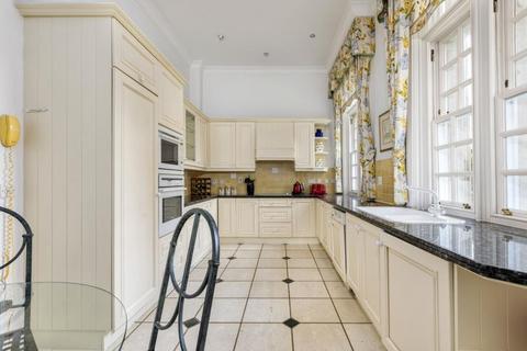 5 bedroom townhouse for sale, Virginia Park