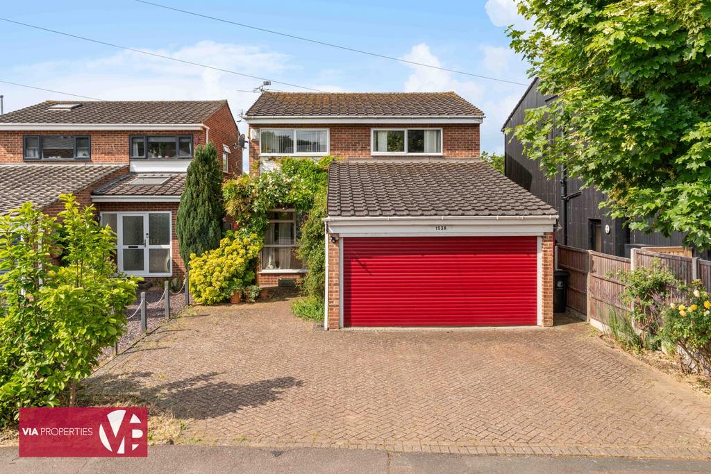 153a Old Nazeing Road Broxbourne EN10 6 QU via...