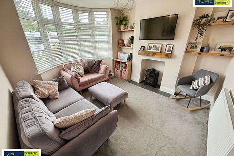 4 bedroom semi-detached house for sale, Howard Road, Glen Parva, Leicester, Leicestershire
