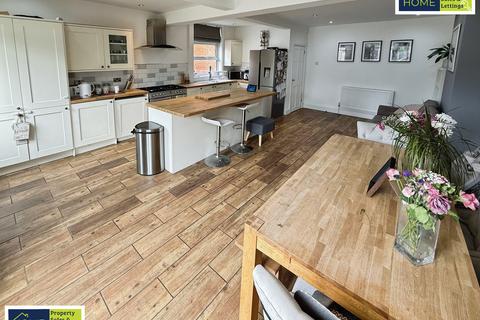 4 bedroom semi-detached house for sale, Howard Road, Glen Parva, Leicester, Leicestershire