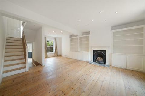 123 Heath Road, London, SW8 3BB