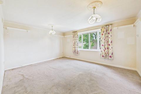 2 bedroom flat for sale, Green Oak Drive, Totley. S17 4FX